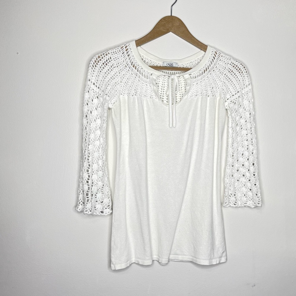 Cache Solid White Crochet Knit Tie Neck 3/4 Bell Sleeve Top Size Small